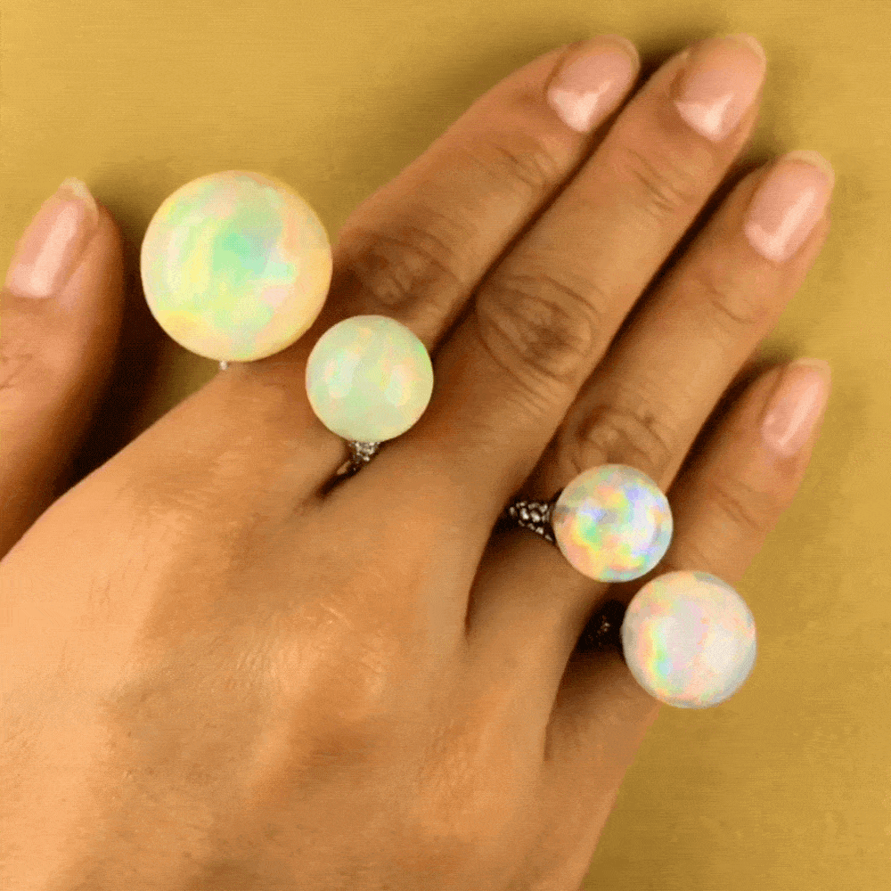 opal-spheres